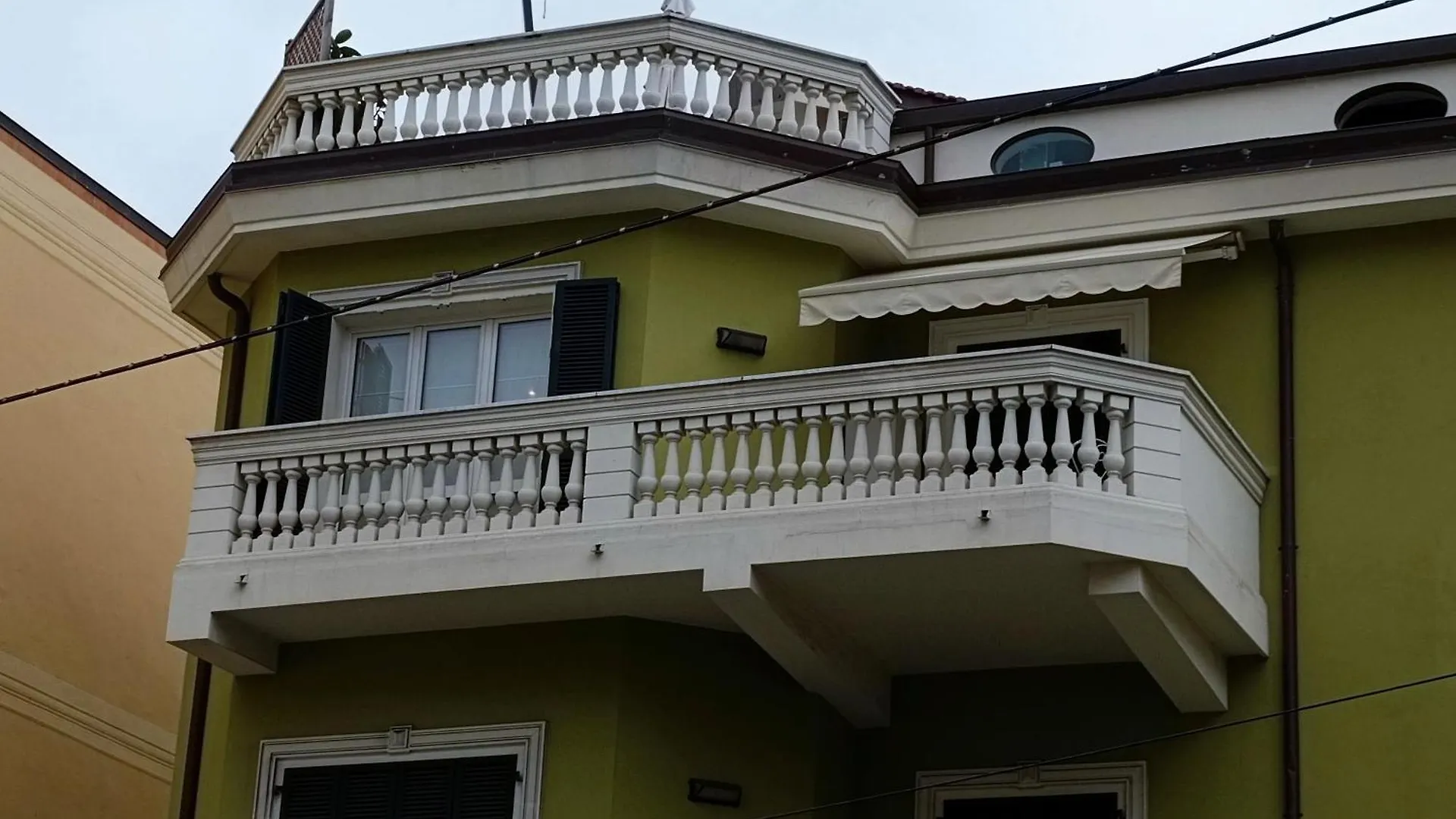 Carlo'S Lf2.17-Sanremo Centro-La Maison Del Corso- 0*, Sanremo Italy